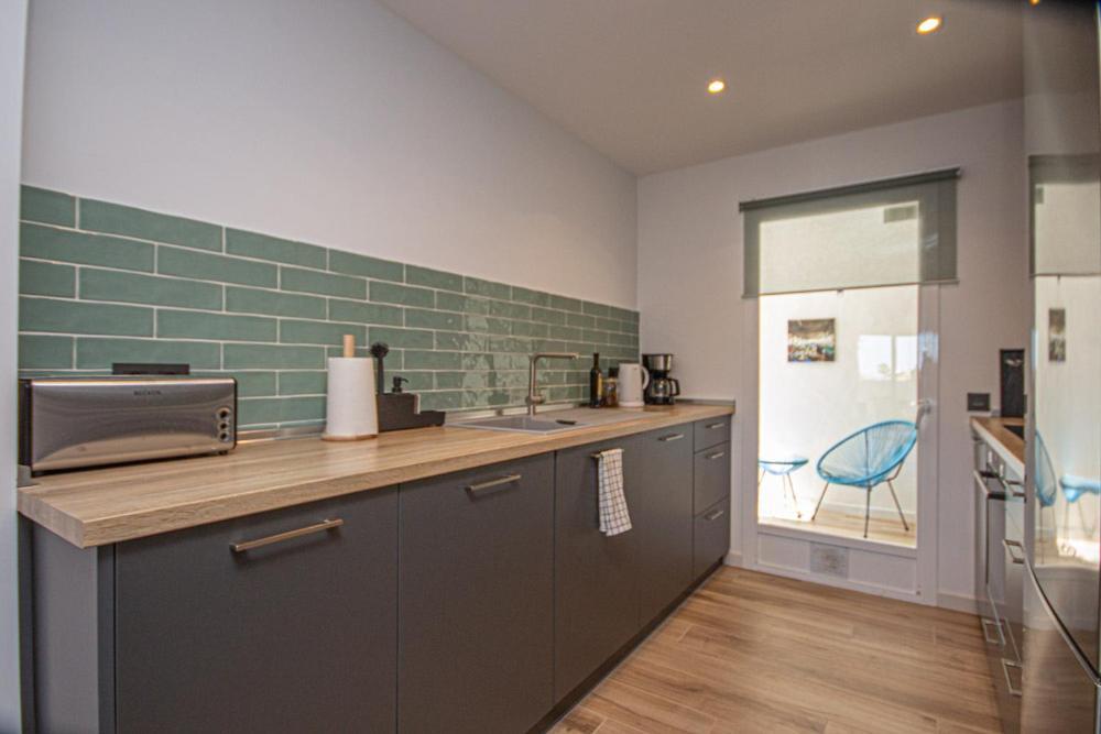 Wonderful 2 Bed Apartment With Stunning Sea Views Sitio de Calahonda Luaran gambar